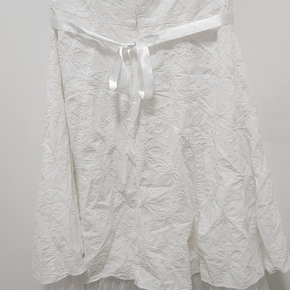 Costa Blanca Semi formal White strapless dress size S. EUC - Picture 3 of 4